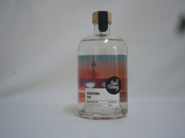 SUNDOWN GIN, Berlin dry Gin 43,2%
